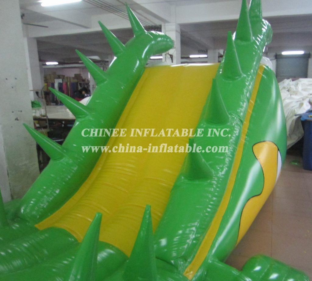 T7-156 Crocodile Inflatable Obstacles Courses