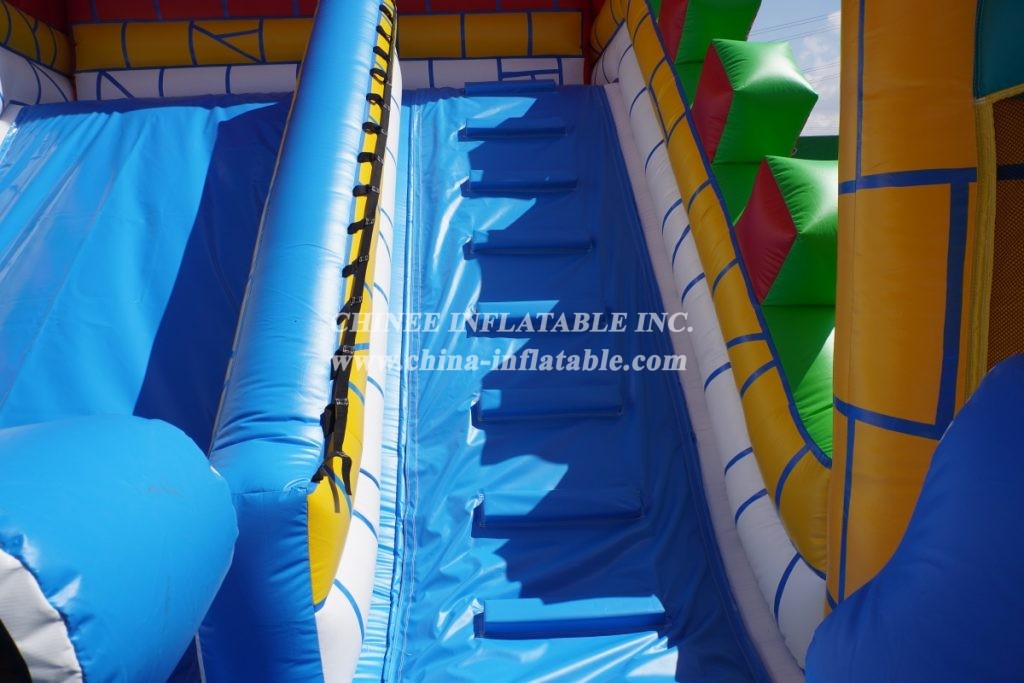 T8-834B Disney Mickey Mouse Donald Duck Inflatable Slide