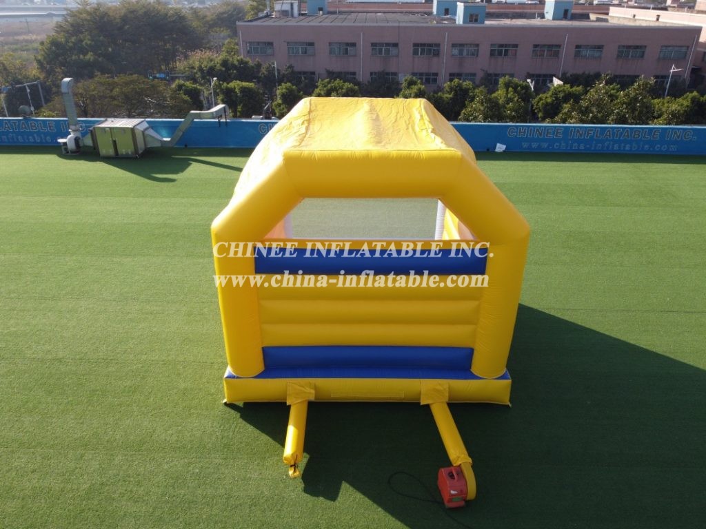 T2-012 Minions Jumping Air Bouncer